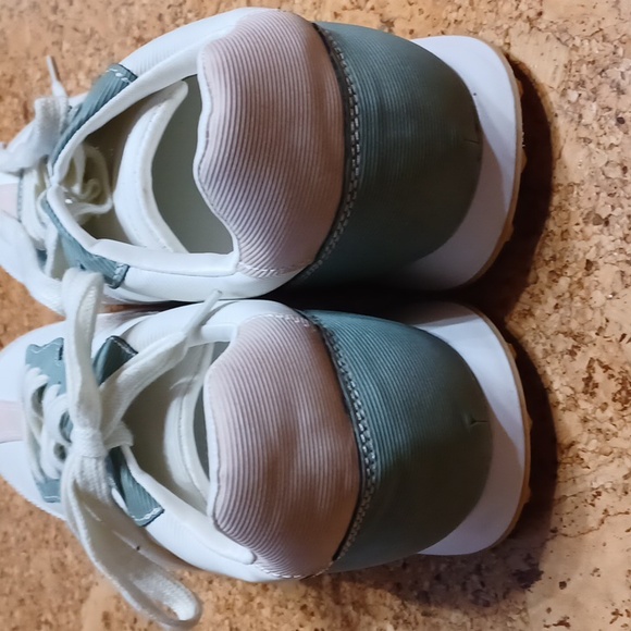 Altar'd State by Dolce Vita Women's Milana Ivory/Sage/Rose Textile Sneakers 8.5 - Picture 4 of 9